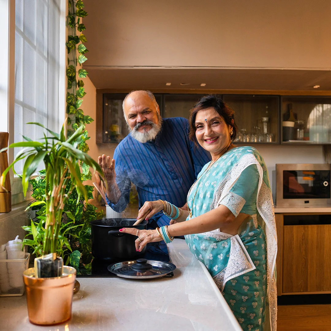 How to Decide the Ideal Retirement Lifestyle: Senior Living vs. Care Homes